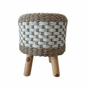 DRIFT – Vista Bassa Gambe Sfondo Bianco